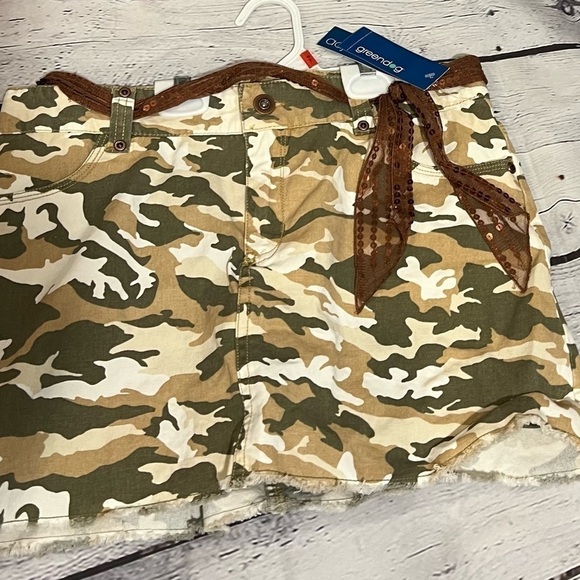 Greendog's Girls' Size 16 Army Fatigue Skorts NWT - Picture 6 of 13